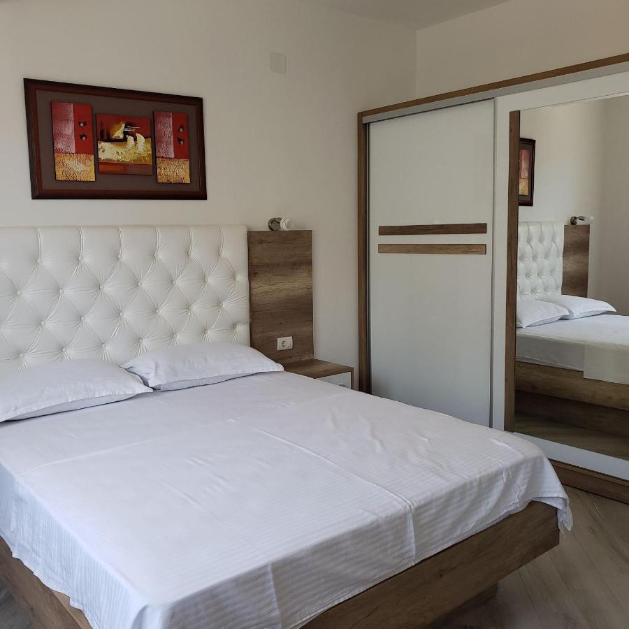 Green Hill Apartments Улцинь Экстерьер фото