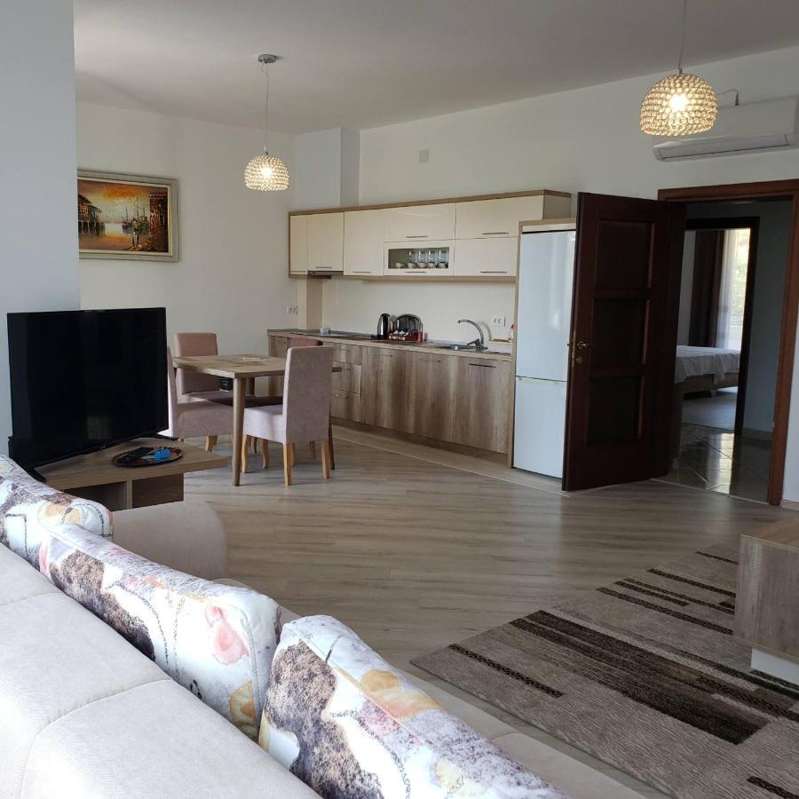 Green Hill Apartments Улцинь Экстерьер фото