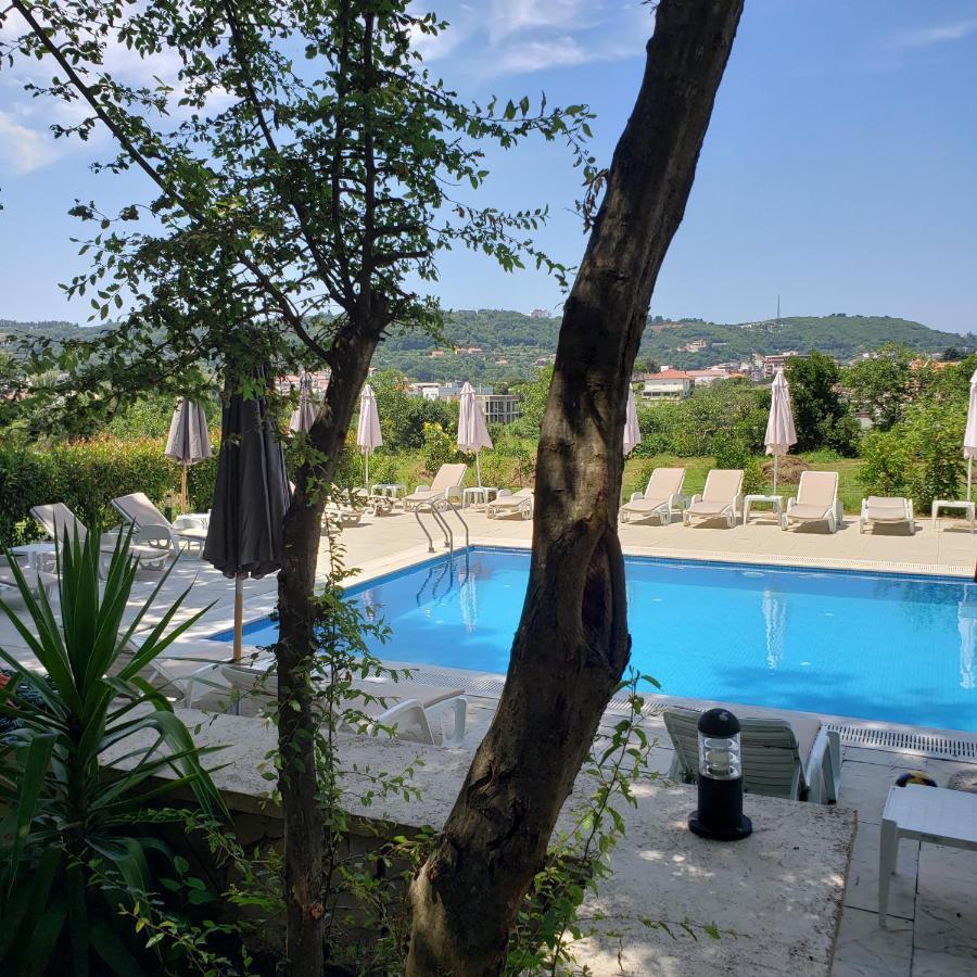 Green Hill Apartments Улцинь Экстерьер фото