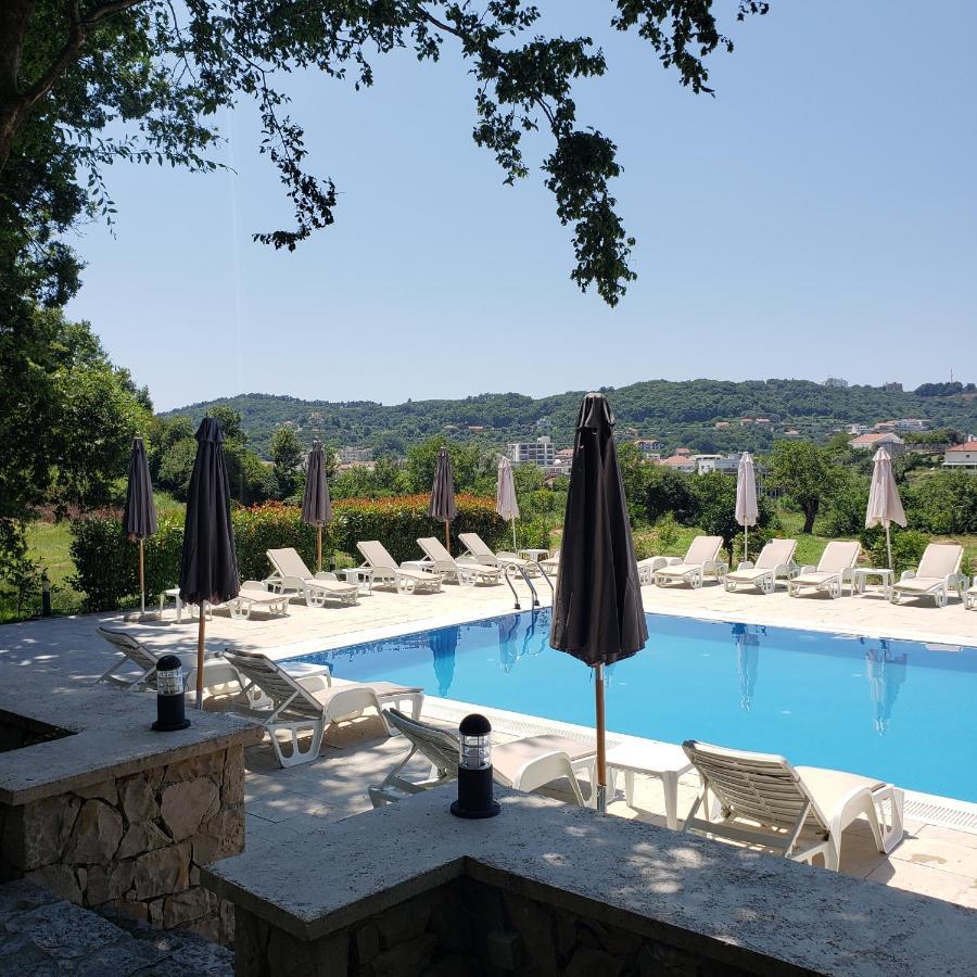 Green Hill Apartments Улцинь Экстерьер фото