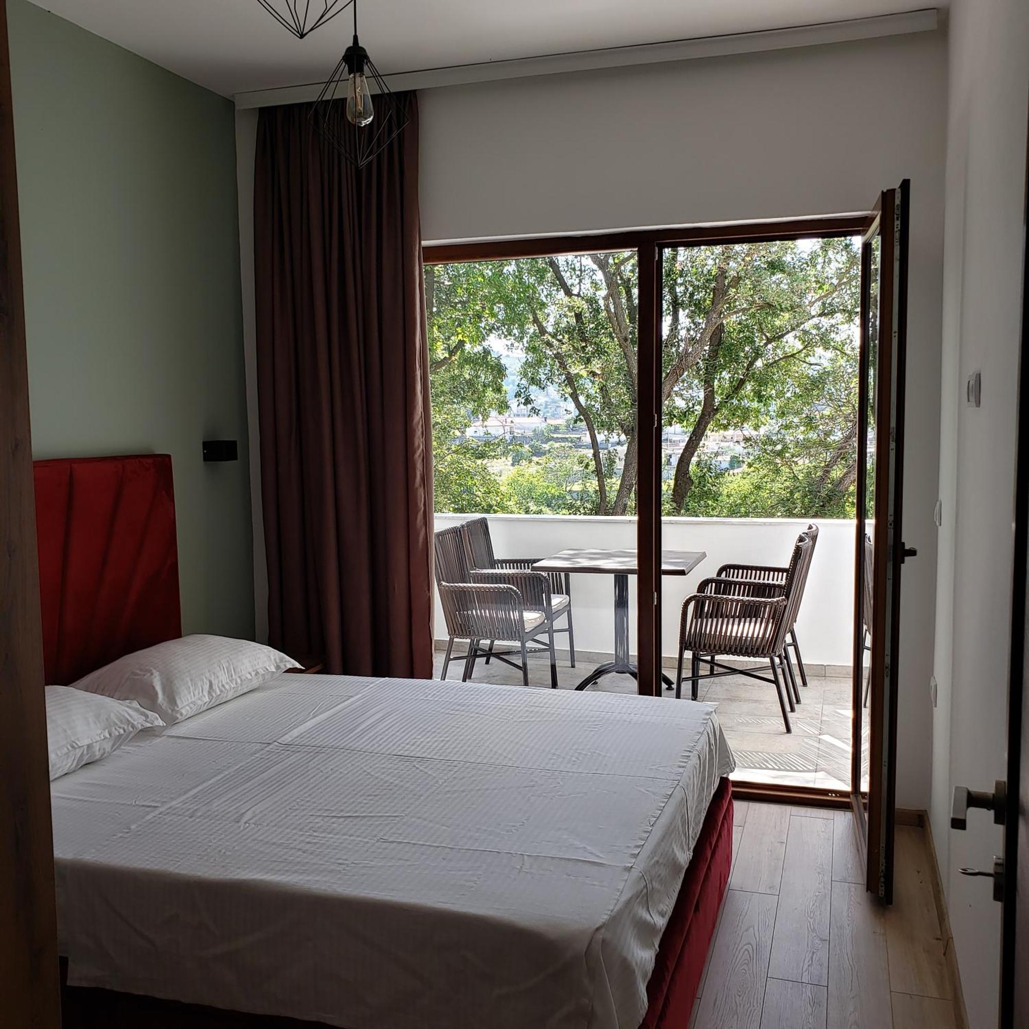 Green Hill Apartments Улцинь Номер фото