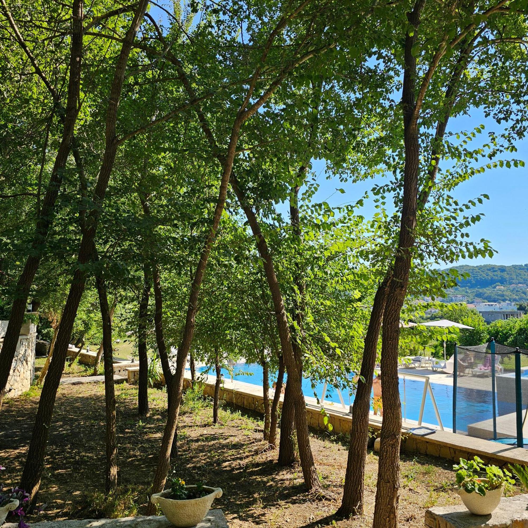 Green Hill Apartments Улцинь Экстерьер фото