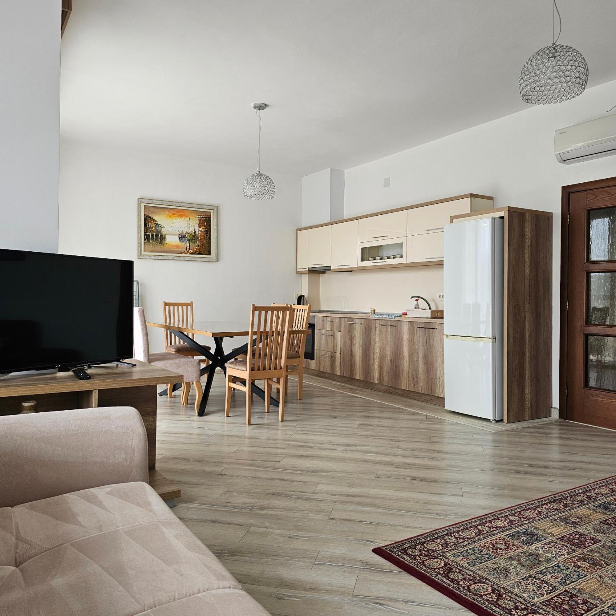 Green Hill Apartments Улцинь Номер фото