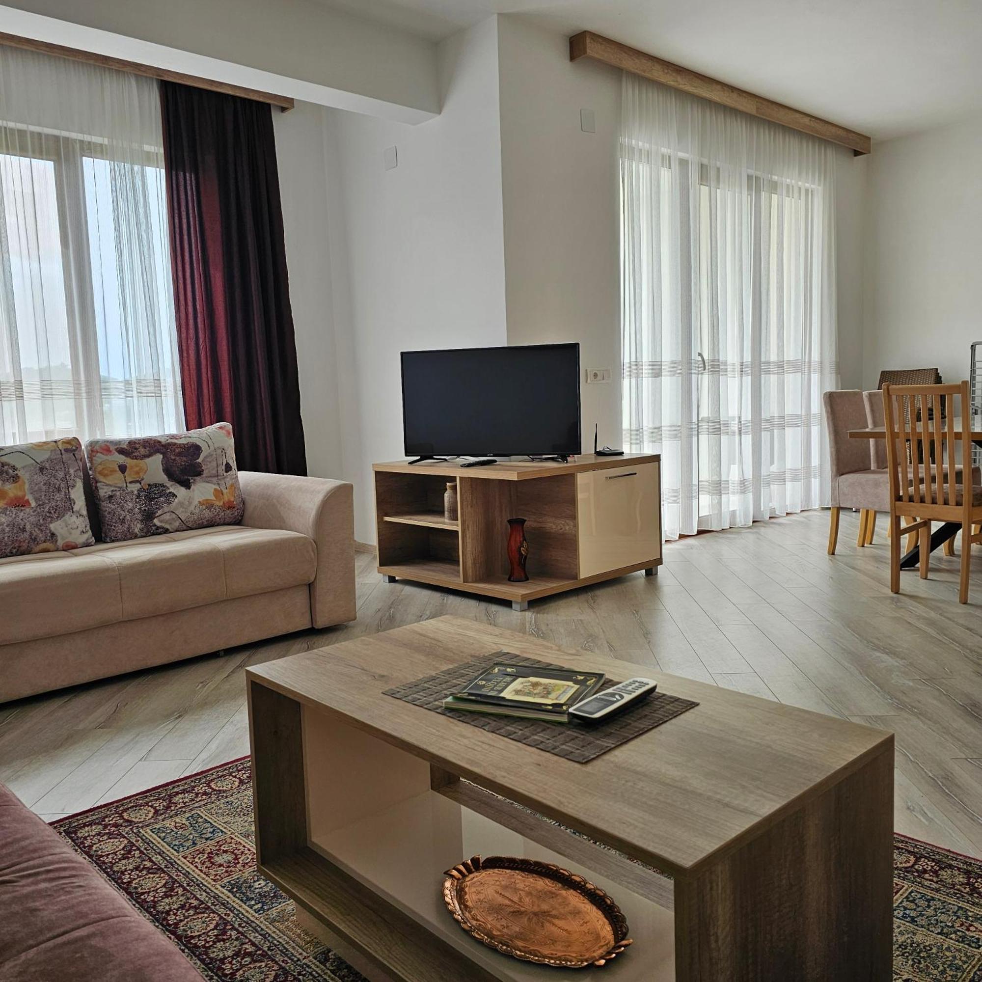 Green Hill Apartments Улцинь Номер фото